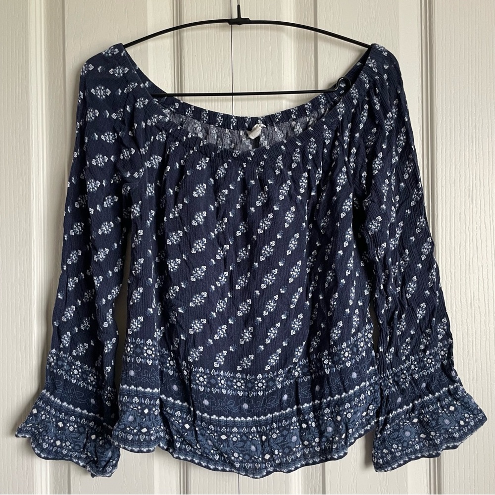 Women’s Blue & White Floral Off the Shoulder Long Sleeve Top | Aeropostale Sz XS